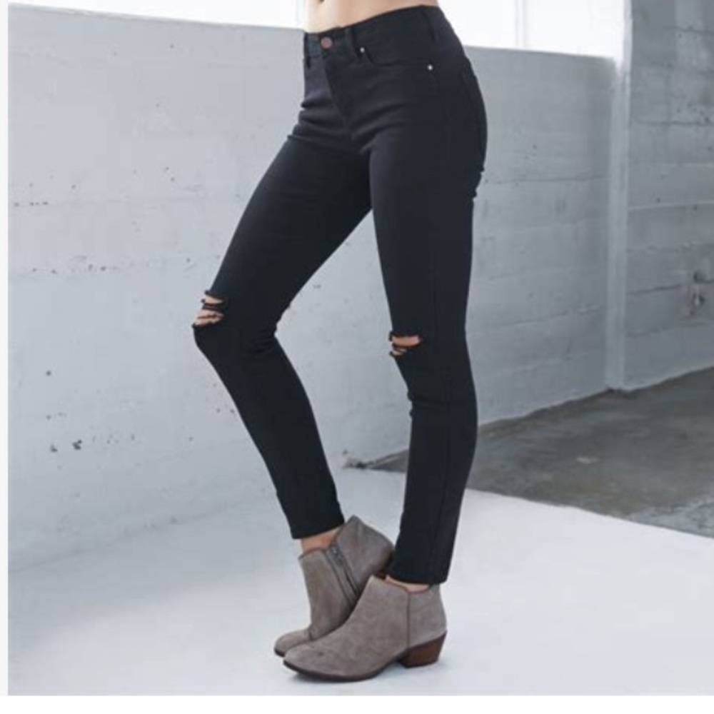 Bullhead High Rise Skinniest Ankle Distressed Jeans